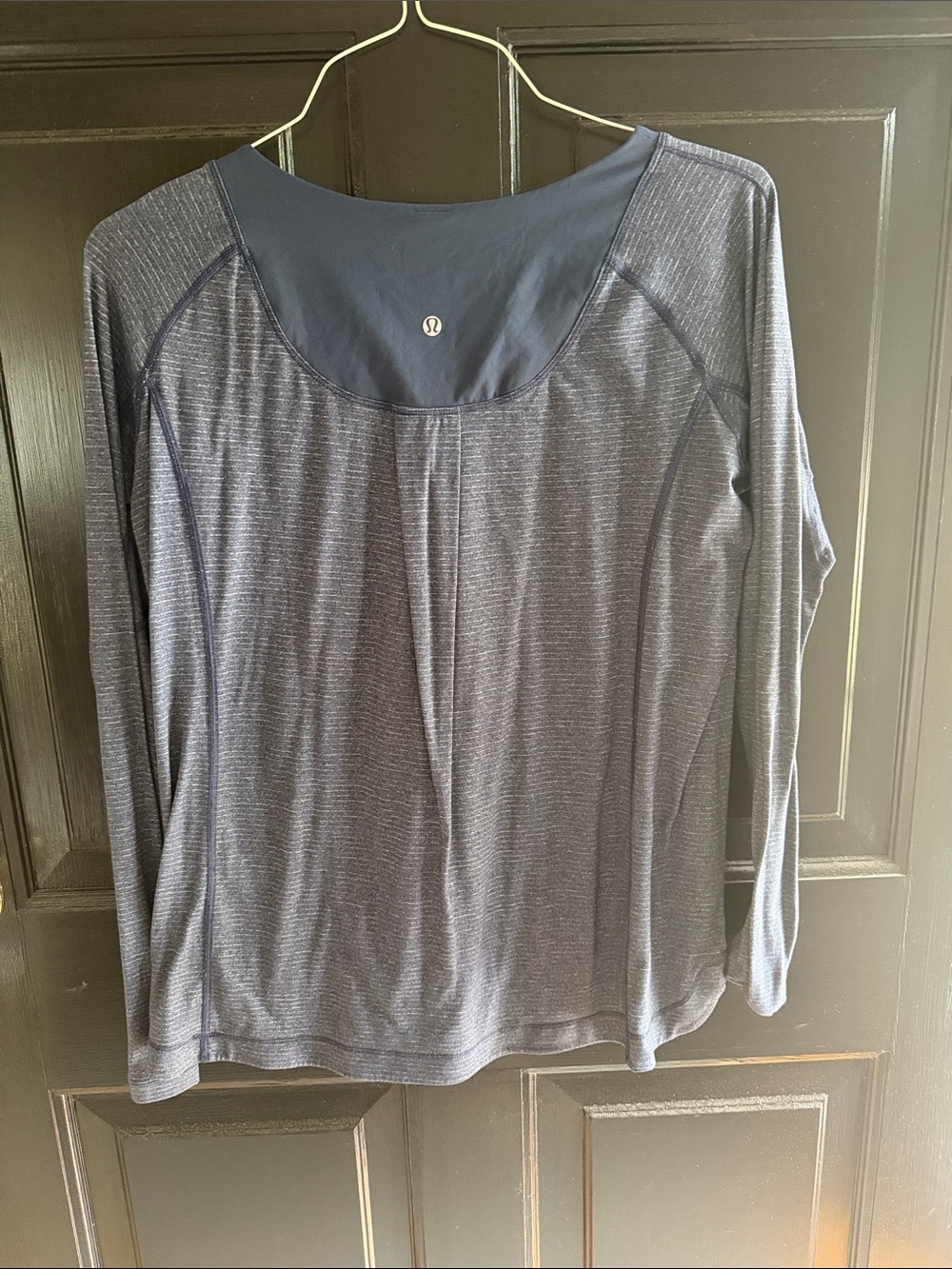 lululemon athletica Navy Long-Sleeve Scoop-Neck Performance Top